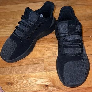 ⭐️⭐️BUNDLE DEAL⭐️⭐️ ADIDAS SNEAKERS AND SLIDES 👟